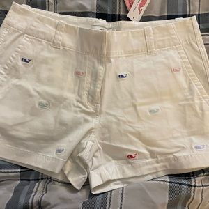NWT Vineyard Vines white whale shorts.